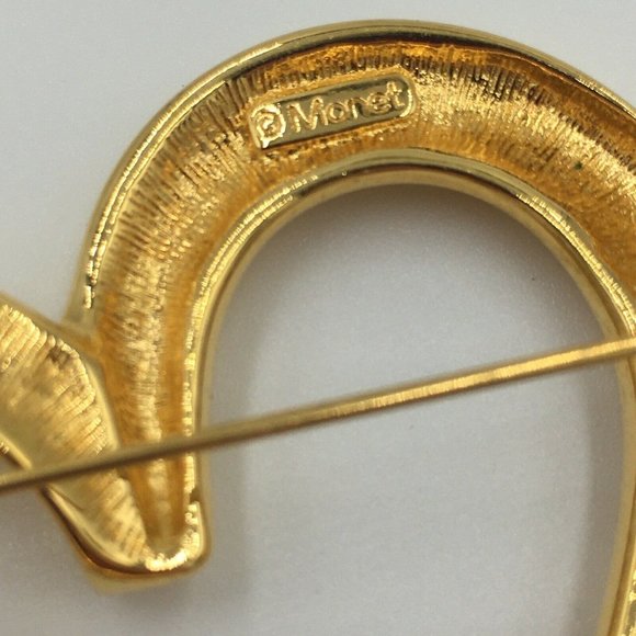 MONET Signed Gold Tone Heart Brooch - Picture 3 of 3